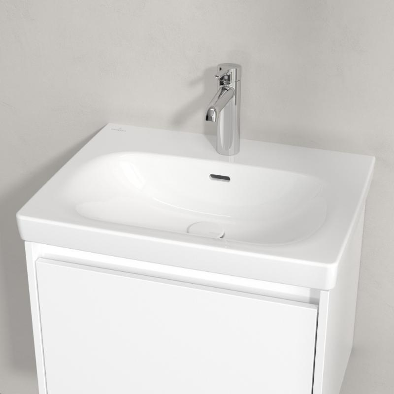 Lavoar suspendat Villeroy&Boch Skyla 60 cm, CeramicPlus, alb alpin